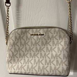 Michael Kors Cross Body Bag